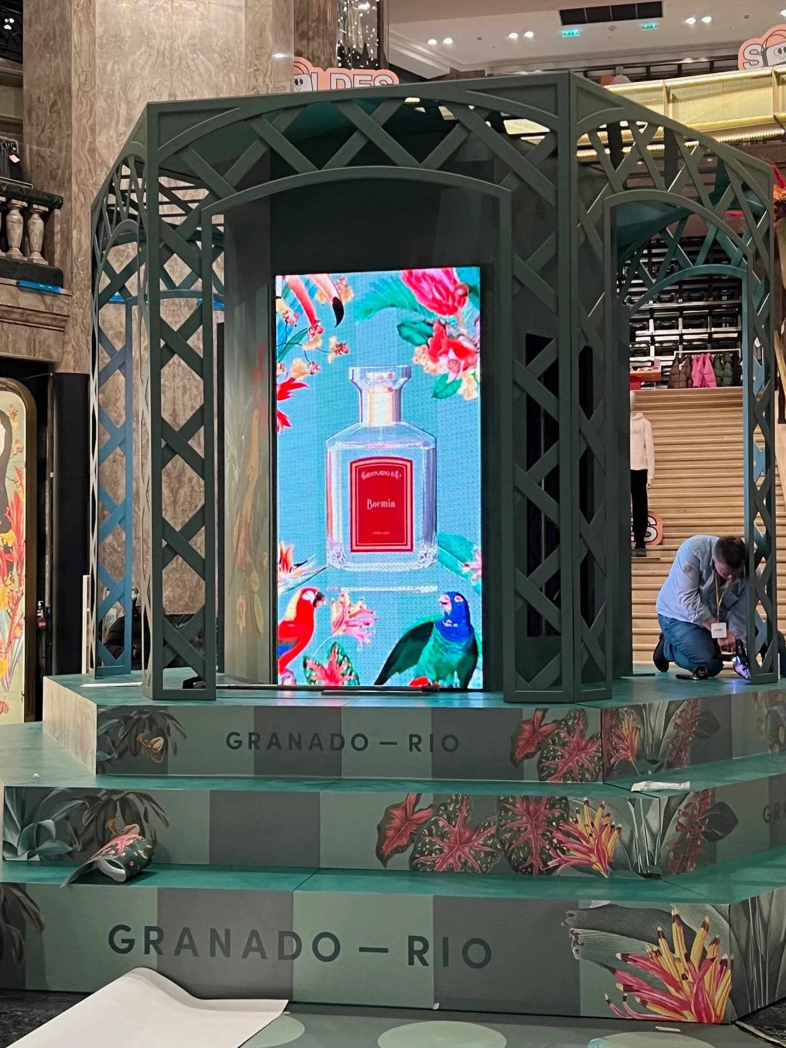 Pop-up store